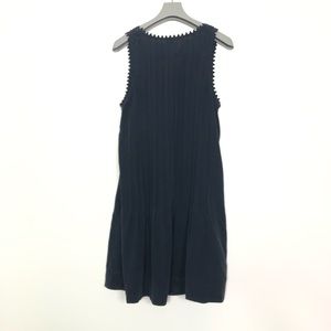 Club Monaco Dresses - CLUB MONACO Size 2 , perfect little less dress Club Monaco Dresses - CLUB MONACO Size 2 , perfect little less dress